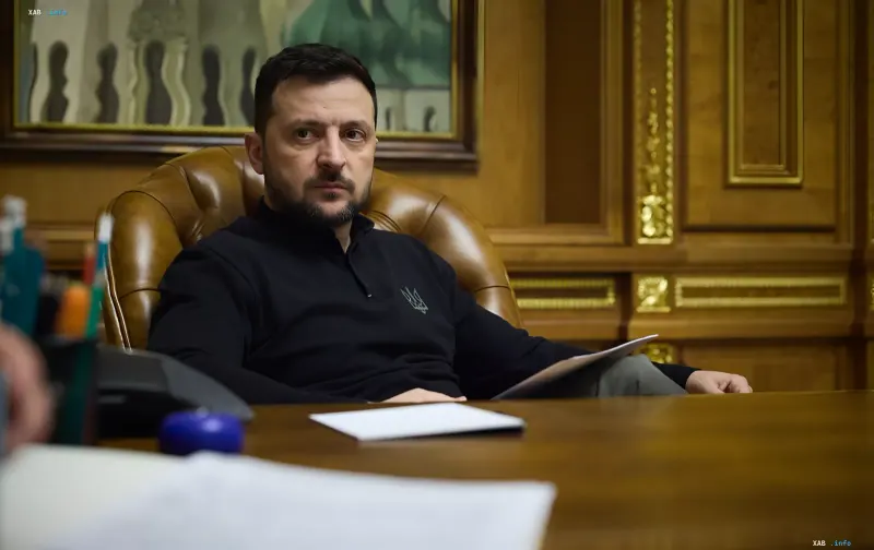 Ukrainischer Präsident Wolodymyr Selenskyj in seinem Büro, diskutiert Fragen mit Nawrocki im Kontext des Treffens in Ankara
