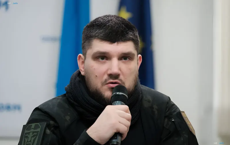 Denis Kapustin with a microphone warns about the inevitability of general mobilization in Russia