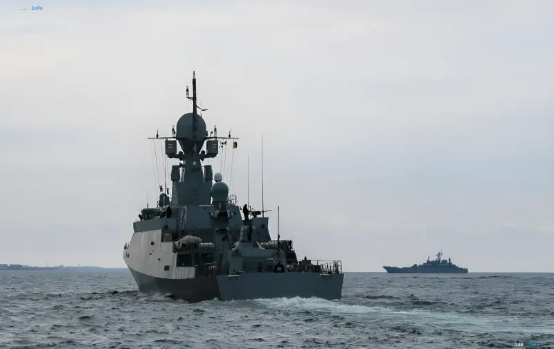 Военный корабль в Средиземном море, символизирующий уход российского флота из региона