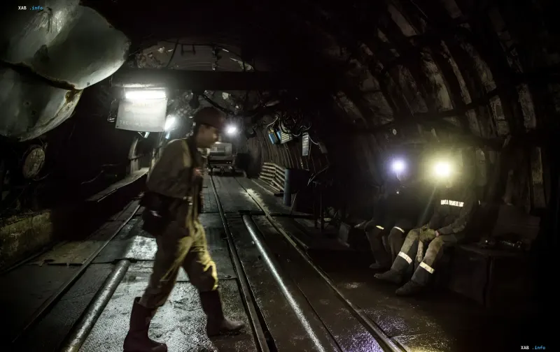 Bergleute im DTEK-Bergwerk nach massiver Drohnenattacke in der Nacht vom 17. August 2026