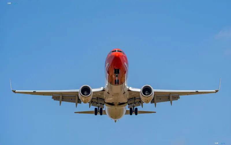 Boeing 737 на подходе к посадке: демонстрация уязвимости автопилота через сервисный порт за 100 долларов