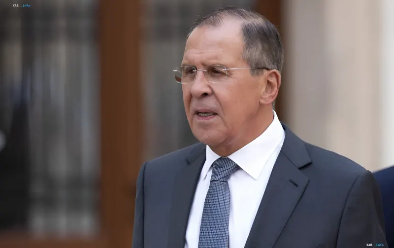 Сергей Лавров на фоне заявления о новом подходе США к мирному процессу и обвинений европейских лидеров в затягивании переговоров