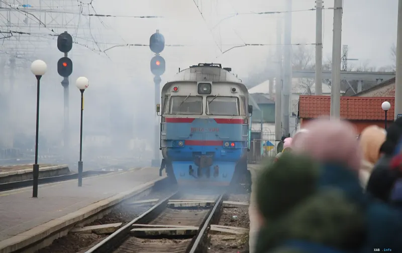 Passenger electric train in smoke after a drone attack on the Kyiv–Mykolaiv route, passengers evacuated