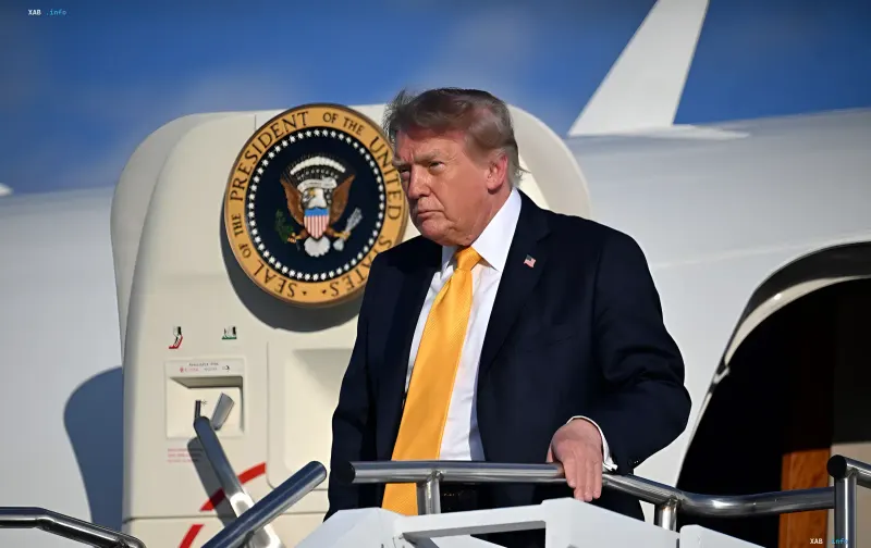Дональд Трамп подписывает указ о ребрендинге ИИ в суперинтеллект