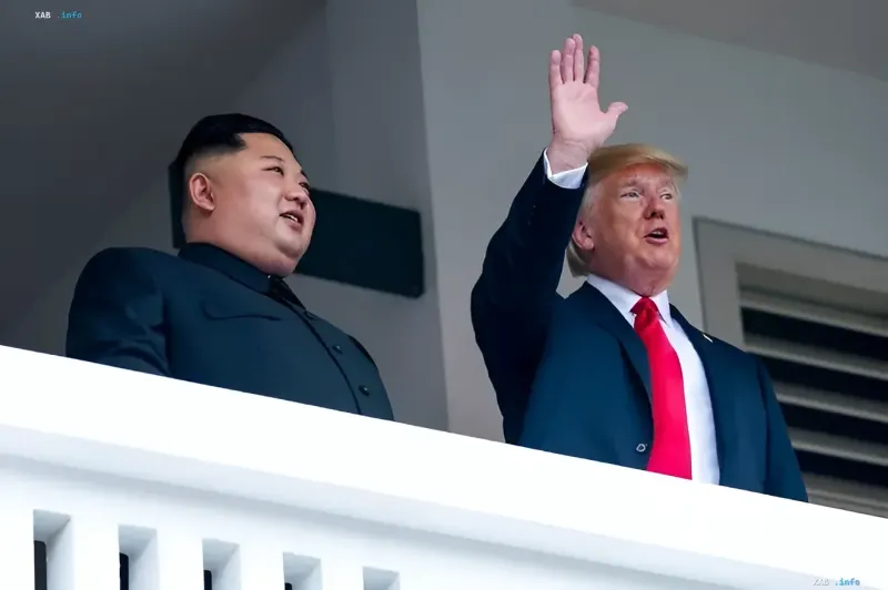 Президент США Дональд Трамп и лидер КНДР Ким Чен Ын