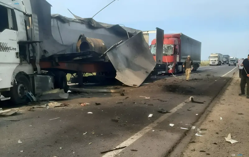 Последствия вражеского удара по дороге в Одесской области