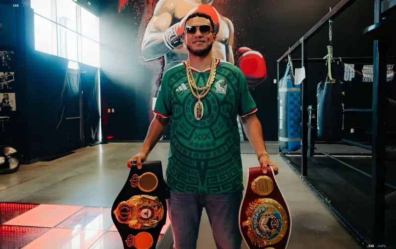 Oleksandr Usyk im Ring während eines Meisterschaftskampfes