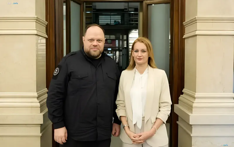 Руслан Стефанчук и Агнеш Форштгоффер во время двусторонней встречи в Риме
