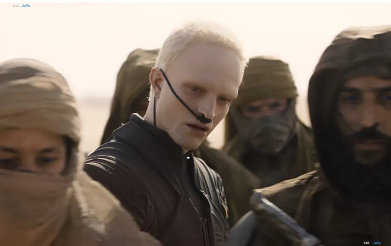 Timothée Chalamet als Paul Atreides am Set von Dune Part Three in der Wüste