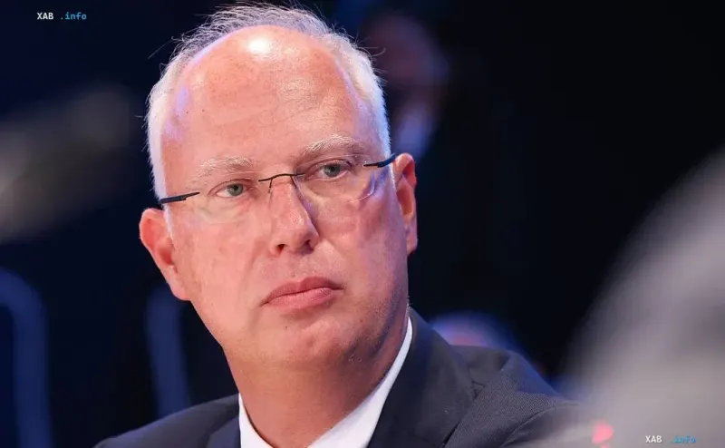 Kirill Dmitriev speaking at an official event discussing US-Russia dialogue