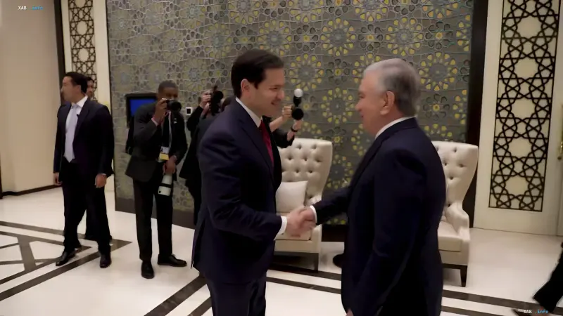 President of Uzbekistan Shavkat Mirziyoyev shaking hands with US Secretary of State Marco Rubio