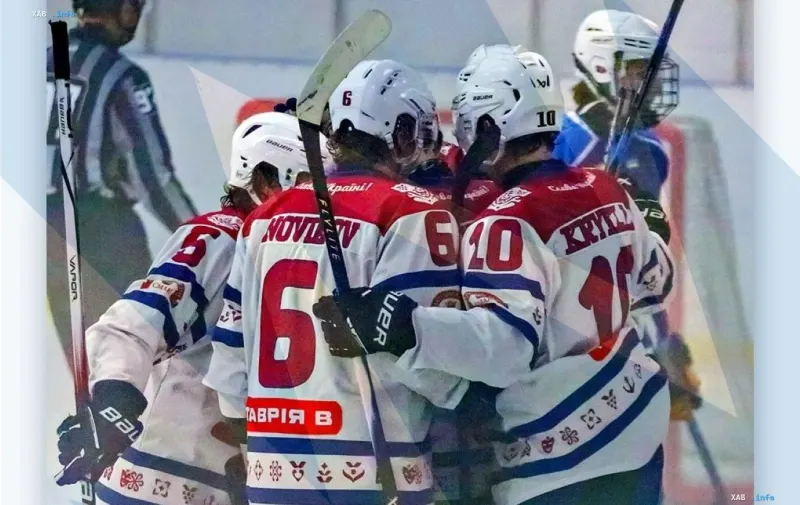 Odeshchina hockey players celebrate a scored puck during the Ukrainian championship match