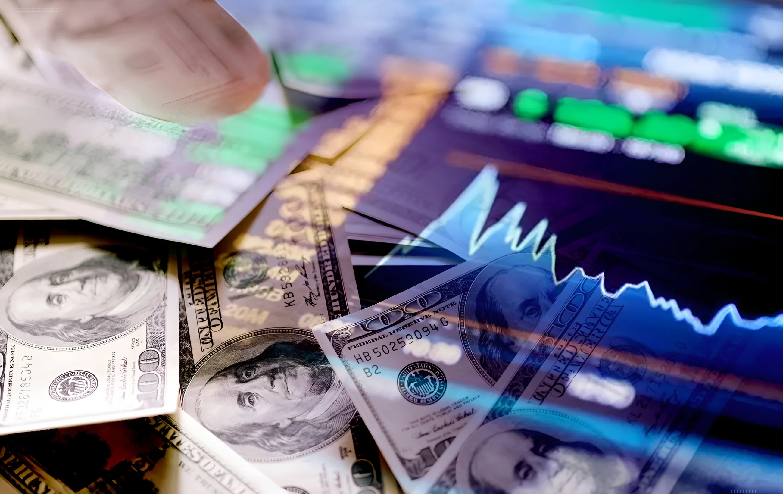 Курс доллара и евро 25 мая: банкноты и график изменения валют