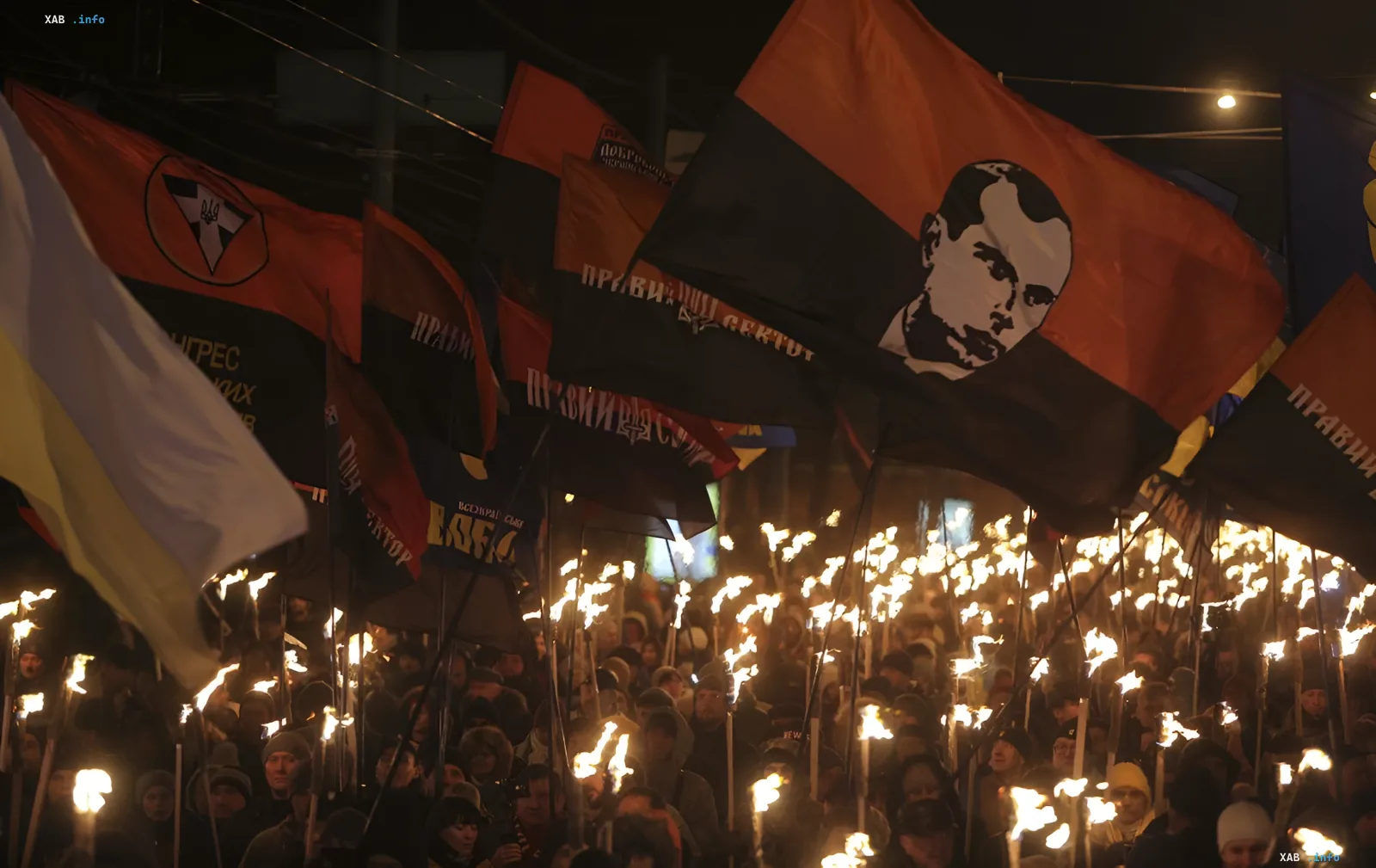 Rally with flags and torches honoring Ukrainian heroes, including Stepan Bandera, in the context of forming a list for the National Pantheon of Ukraine