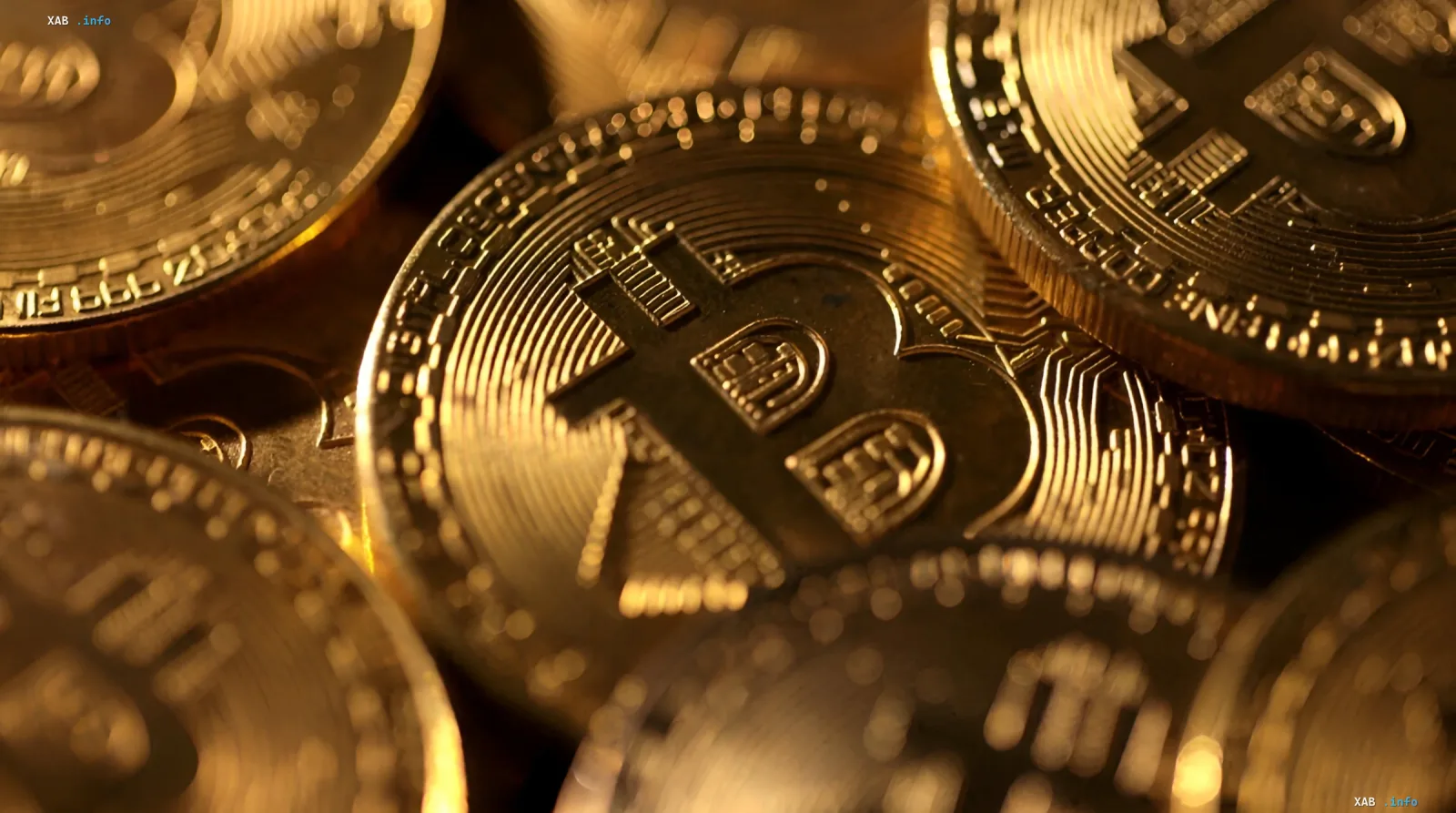 Golden bitcoins symbolize the cryptocurrency market's drop below $60,000 amid geopolitical and technological challenges