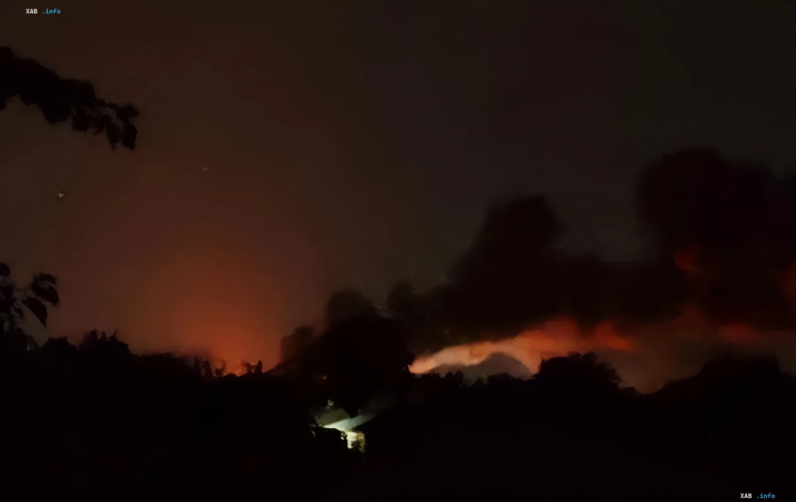 Night attack on Zuevskaya TPP: fiery flashes and smoke over industrial zone in Donetsk region