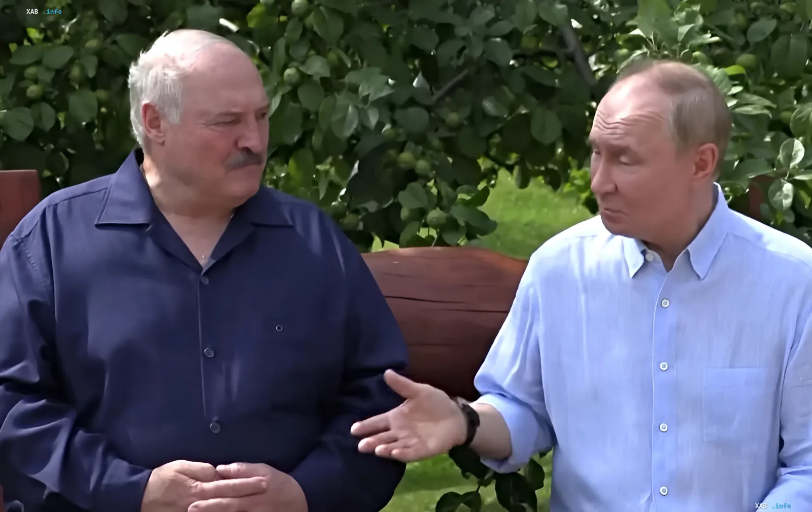 Wladimir Putin und Alexander Lukaschenko diskutieren Eskalation des Konflikts vor dem Hintergrund finanzieller Abhängigkeit