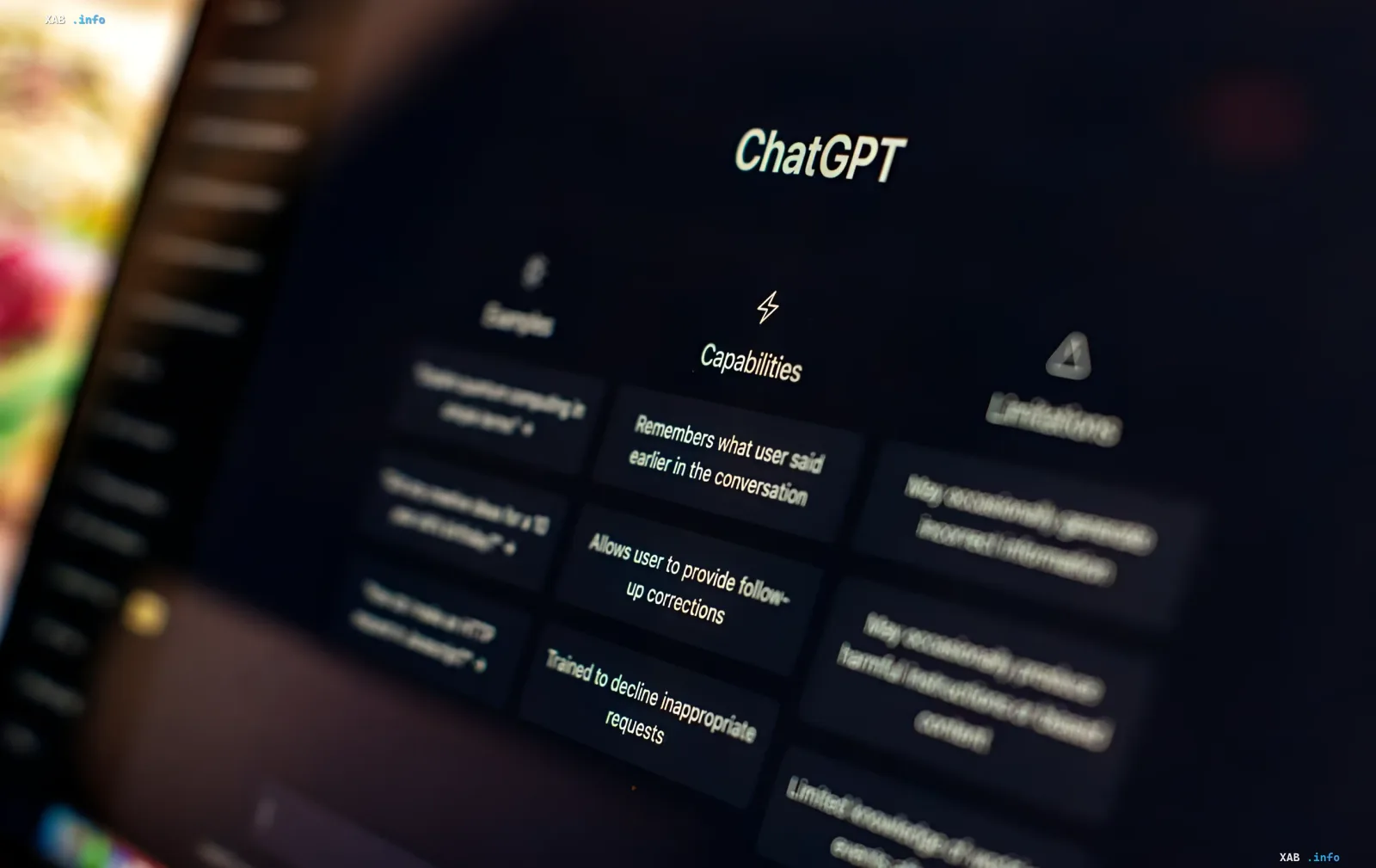 ChatGPT-Schnittstelle auf einem Smartphone-Bildschirm, die KI-Fähigkeiten und -Einschränkungen im Kontext der Cybersicherheit zeigt