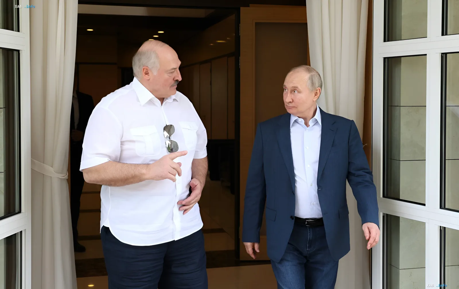 Lukaschenko und Putin bei einem geheimen Treffen in Walda über den Staatenbund