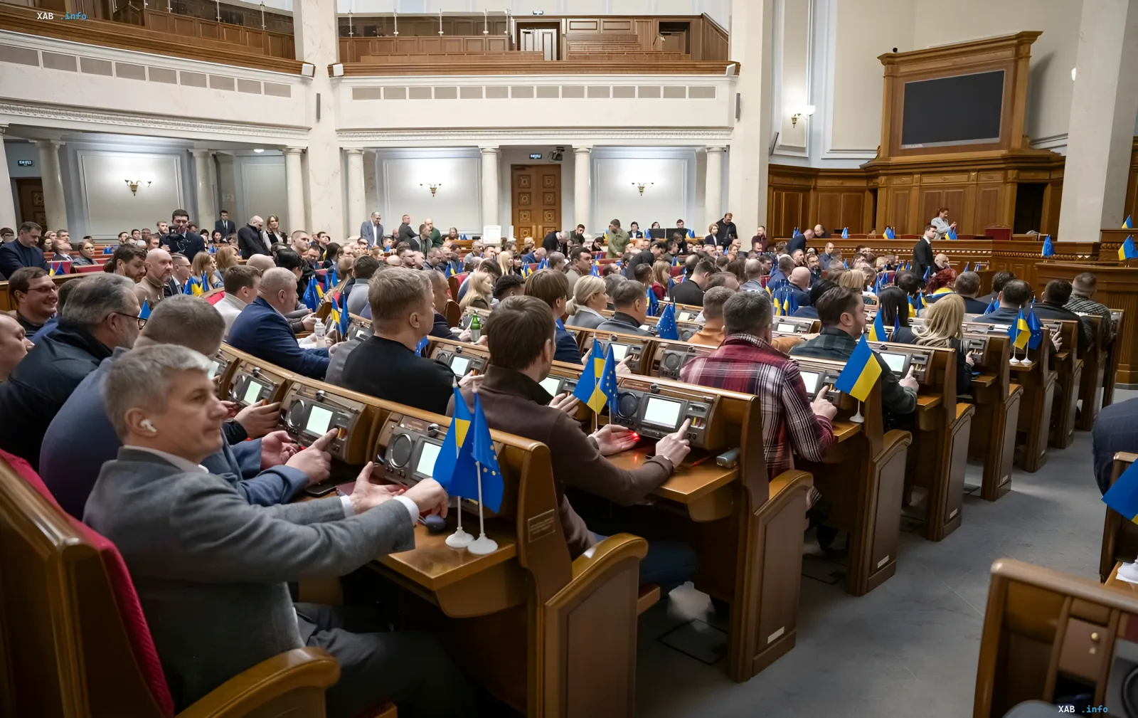 Session of the Verkhovna Rada of Ukraine: deputies vote on the law to create the National Pantheon