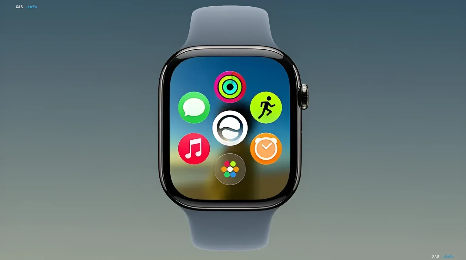 Apple Watch с иконкой Siri на экране, демонстрирующая тестирование AI-ассистента в watchOS 27