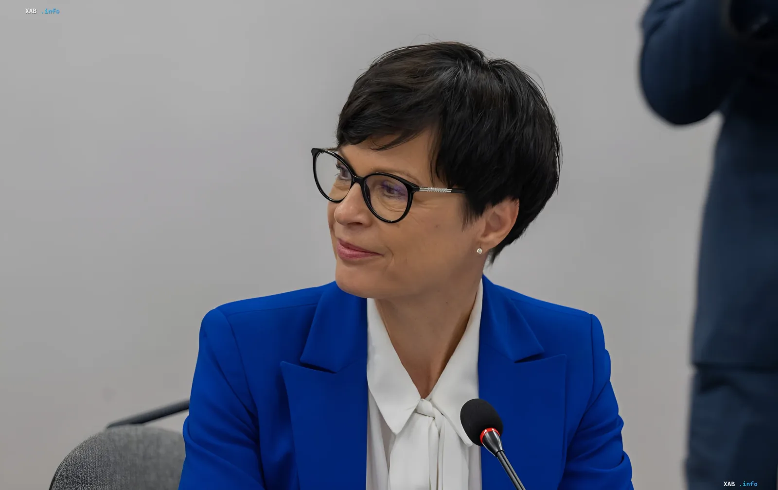 Еврокомиссар по вопросам расширения ЕС Оливер Вархи во время переговоров с Украиной и Молдовой в рамках исторического «супервторника»
