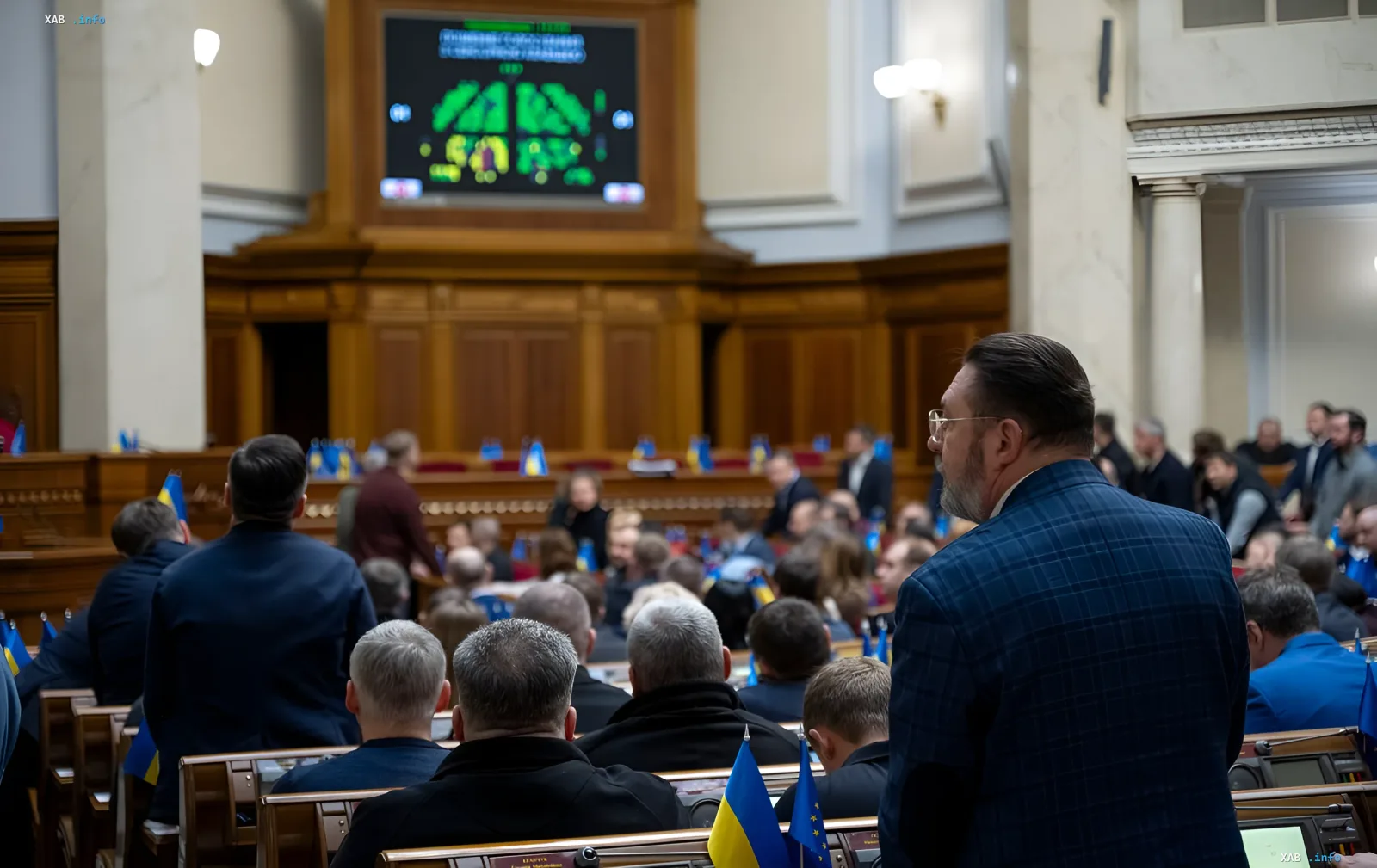 Заседание Верховной Рады Украины: депутаты обсуждают изменения в уголовном законодательстве, включая декриминализацию и ужесточение наказаний за детскую порнографию