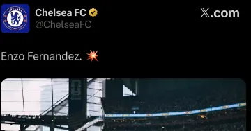 Твит от Chelsea FC с именем Энцо Фернандеса и эмодзи взрыва, который стал причиной скандала после матча с Англией
