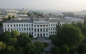 Головний корпус Львівської політехніки, де запускається суперкомп'ютер на базі архітектури Blackwell