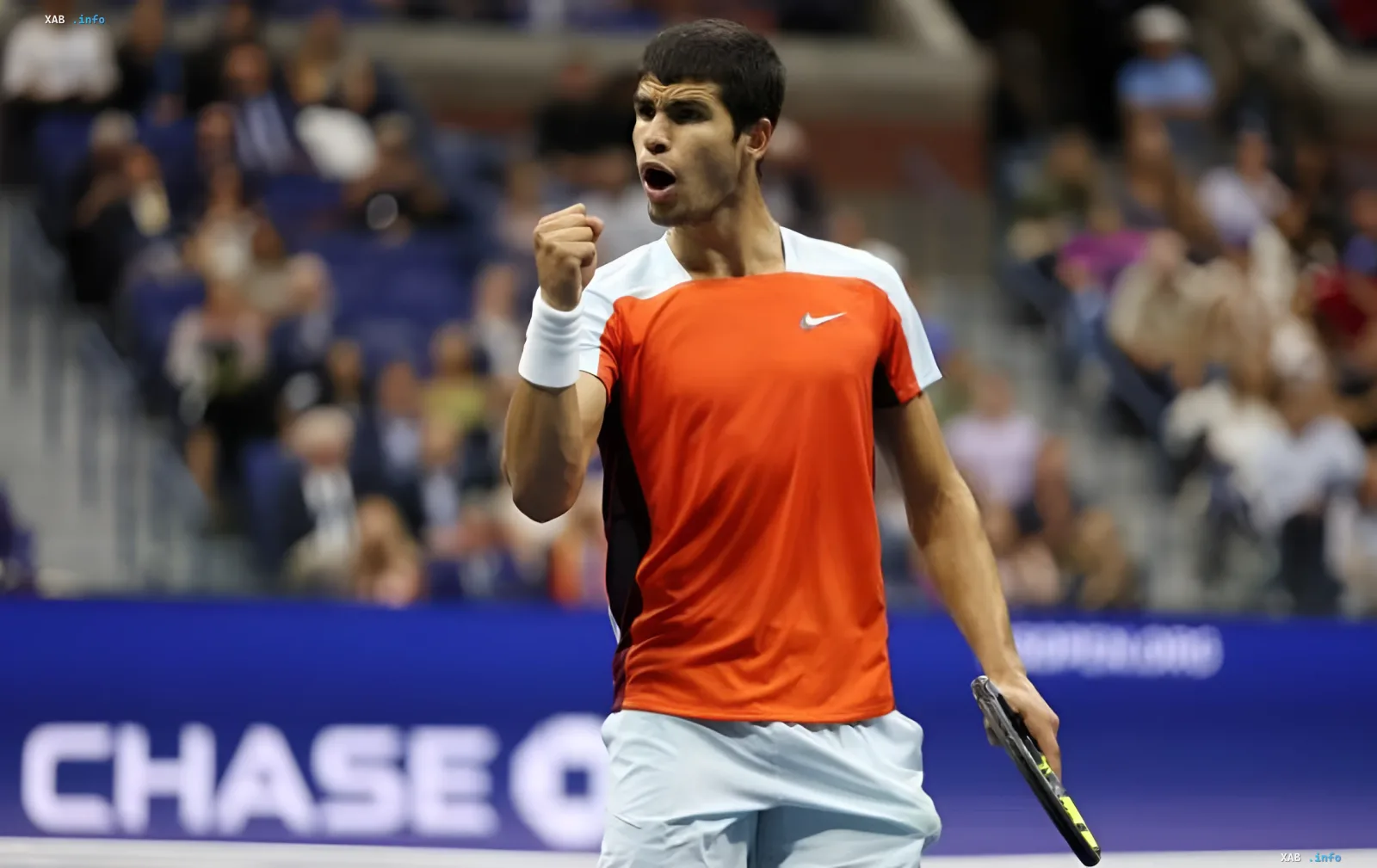 Carlos Alcaraz feiert einen Sieg beim Tennisturnier in Cincinnati und bereitet sich auf die US Open vor