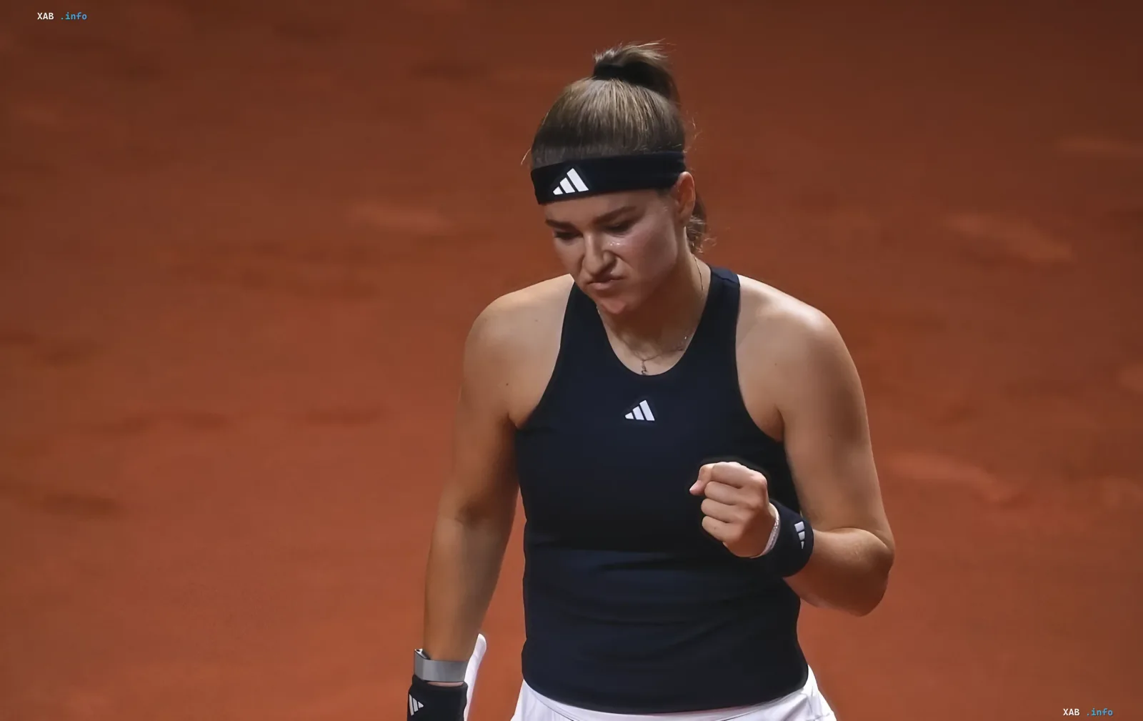Karolina Muchova on court during an emotional moment, highlighting the significance of her current condition before surgery