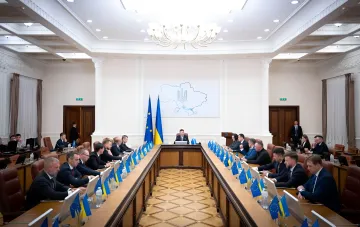 Засідання Кабінету Міністрів України з Володимиром Зеленським, де обговорювалося скасування плану створення Координаційного центру бронювання