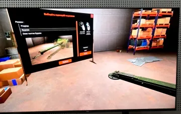 VR simulator for D-30 howitzer maintenance: interface for selecting mode and virtual model of the gun in a hangar