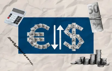 Символы евро и доллара из купюр с двусторонней стрелкой на фоне украинского флага, калькулятор и монеты — рост курса валют в Украине