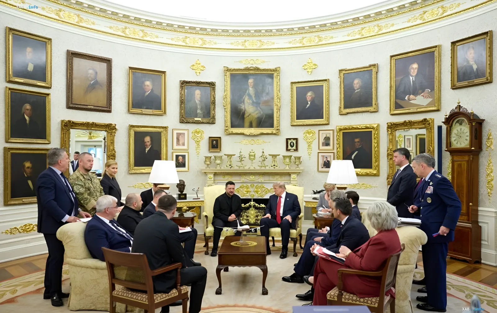 Встреча Владимира Зеленского и Дональда Трампа в Овальном кабинете Белого дома: обсуждение производства Patriot и визита спецпредставителей