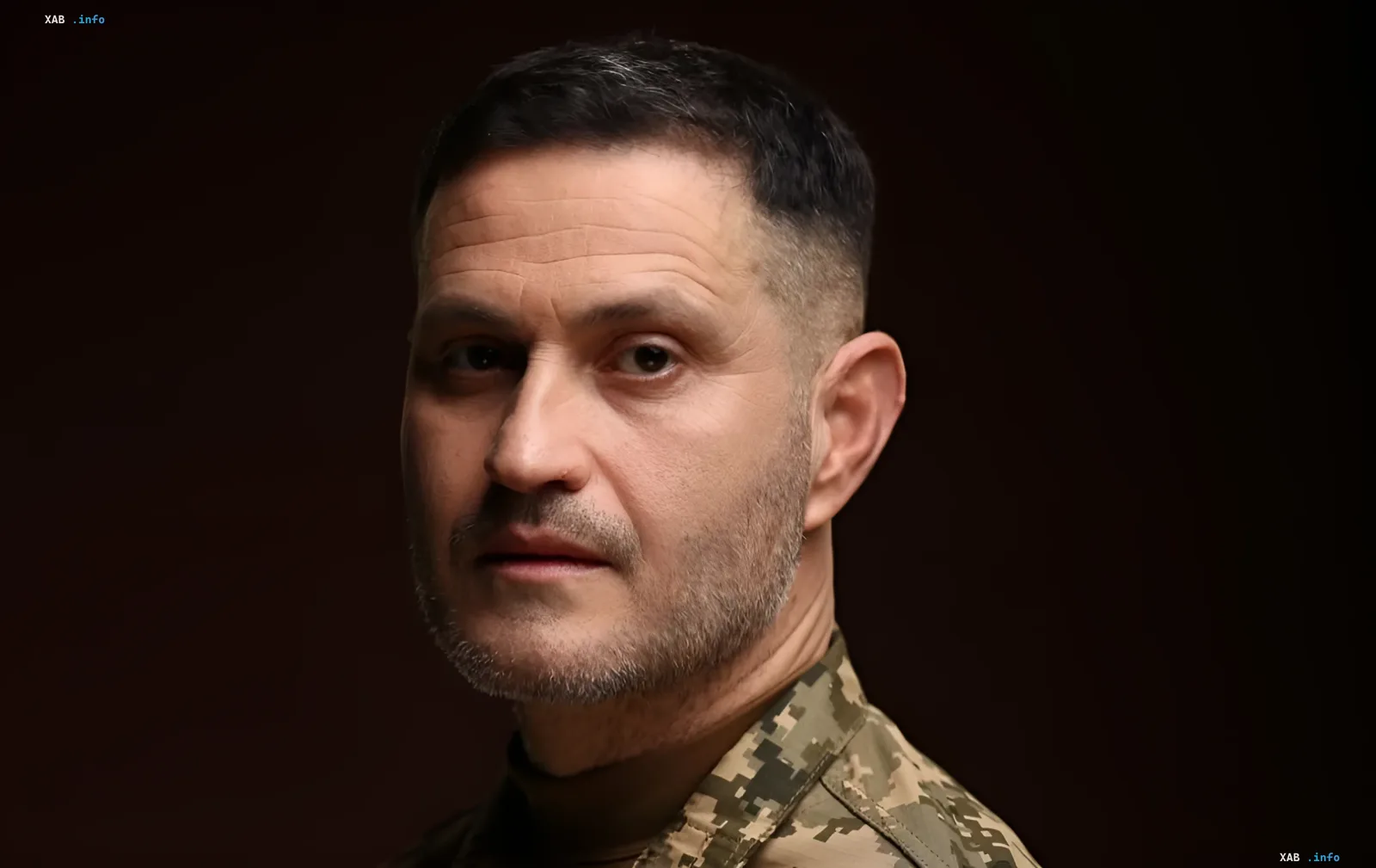 Ахтем Сеитаблаев в военной форме: загадочный взгляд и новые отношения, о которых он молчит