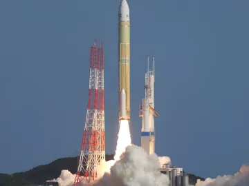 Запуск японской ракеты-носителя H3 с лунным модулем Ultra компании ispace на борту