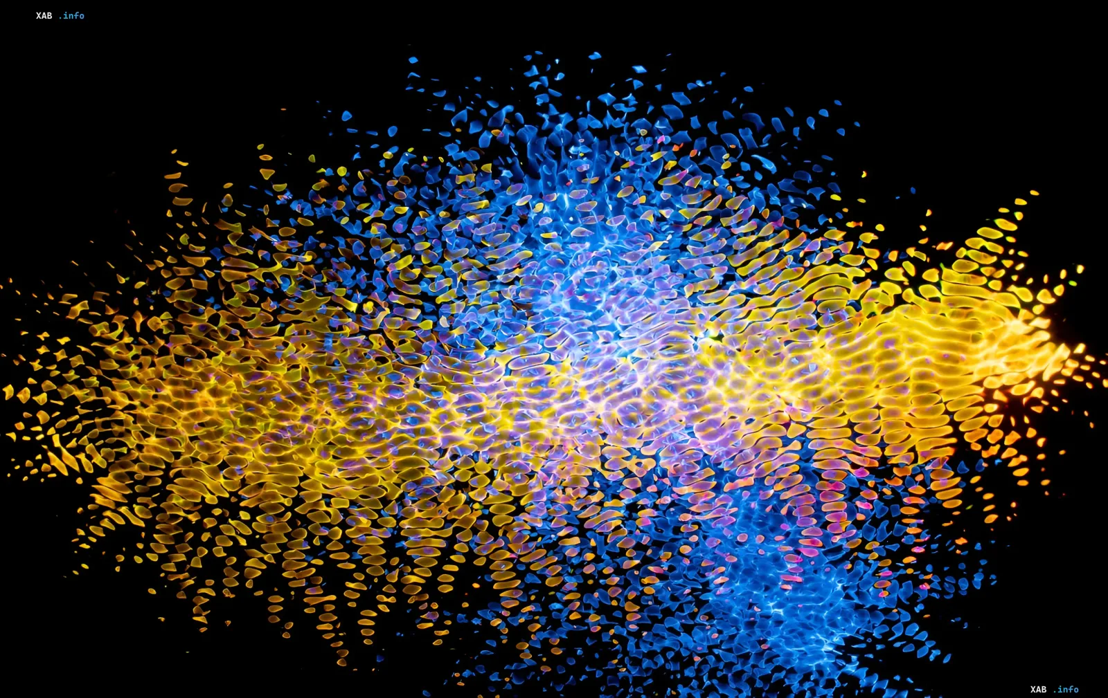 Визуализация столкновения частиц в ускорителе CERN: рождение первичного вещества из легких ядер, напоминающее Большой взрыв