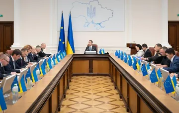 Засідання Кабінету Міністрів України щодо коригування експортних цін на зерно через зростання логістичних витрат