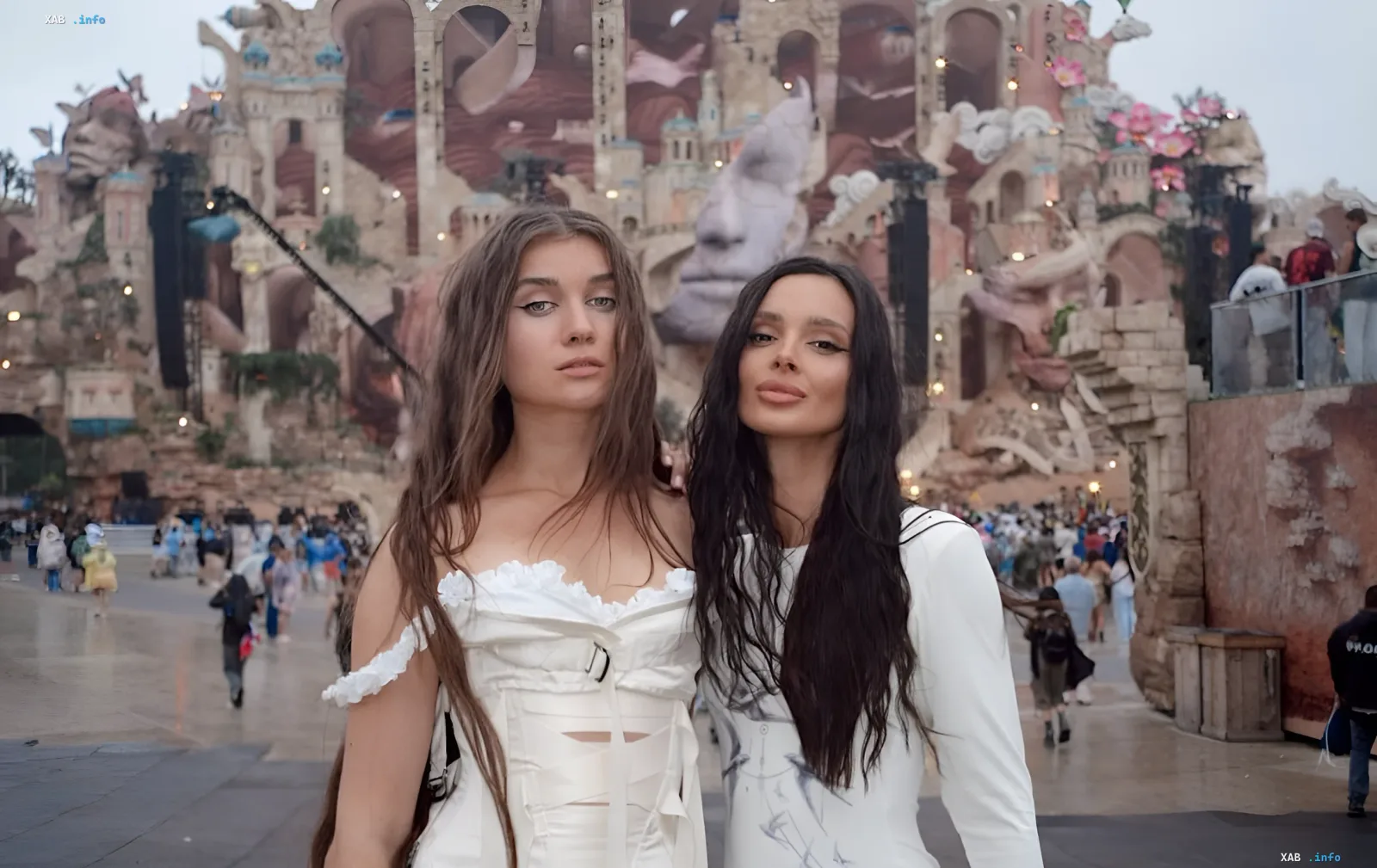 Две украинские звезды на фестивале Tomorrowland в Бельгии: яркие образы и атмосфера праздника