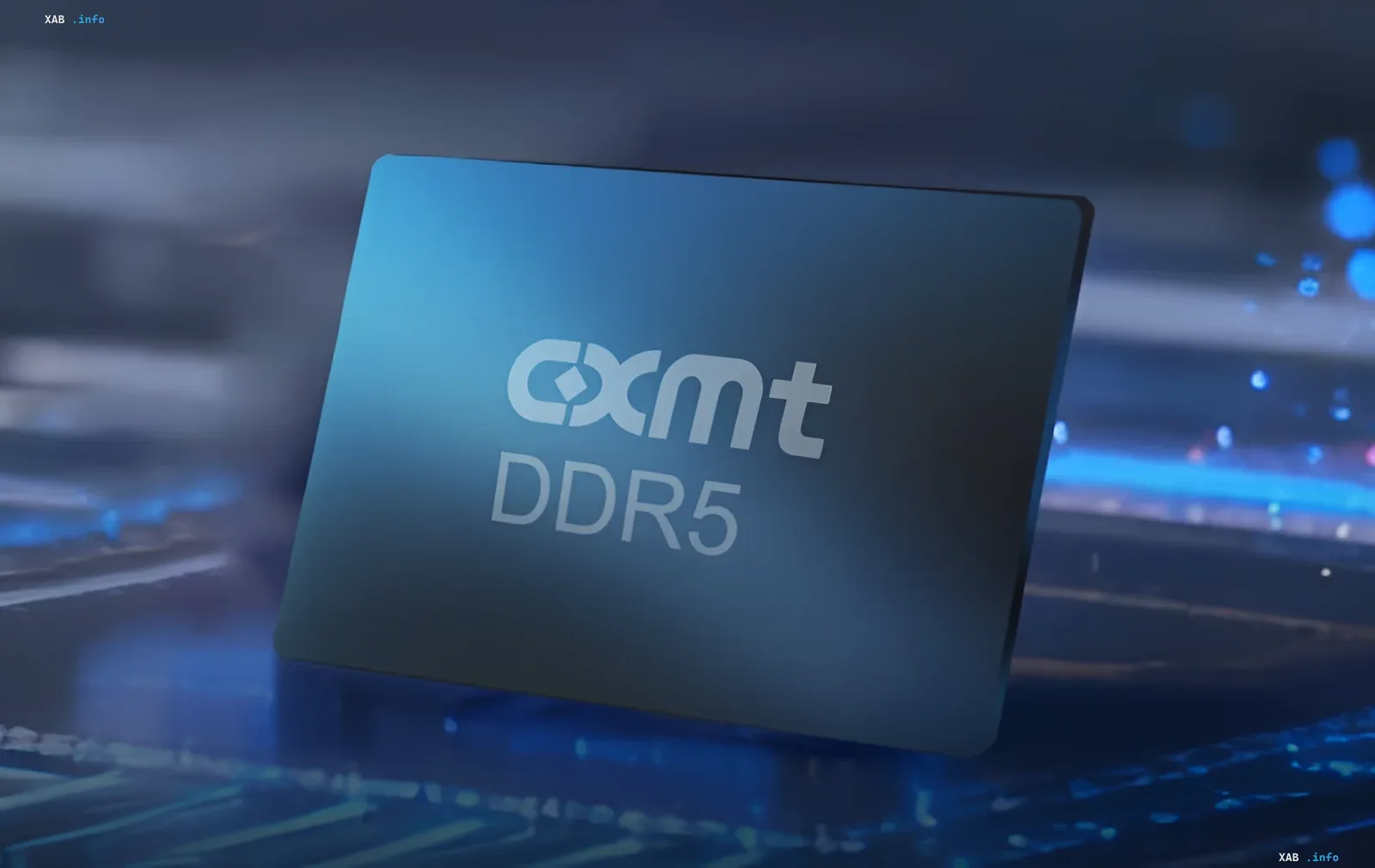 Чип памяти DDR5 от CXMT на фоне цифровых схем, символизирующий расширение производства и технологический прорыв компании