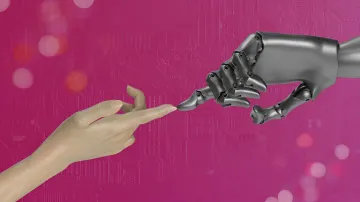 Menschliche Hand und Roboterhand berühren sich vor einem digitalen Schaltkreis-Hintergrund, was die Mensch-KI-Interaktion im Kontext der obligatorischen KI-Inhaltskennzeichnung in der EU symbolisiert