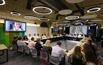 Заседание представителей бизнеса и Минцифры по обсуждению переноса запуска системы еАкциз до июля 2027 года