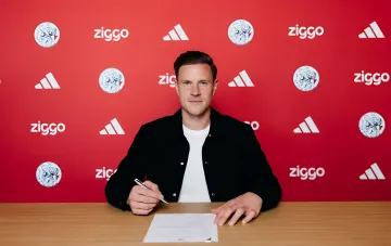 Marc-André ter Stegen signs contract with Ajax against backdrop of club and sponsor logos