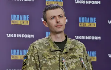Представитель Погранслужбы Украины на пресс-конференции в Украине Медиа Центр, обсуждающий угрозы со стороны Беларуси
