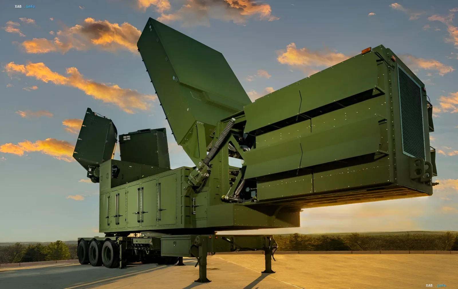 US NGCM mobile Luftverteidigungssystem zur Abwehr von Drohnen vor Sonnenuntergang