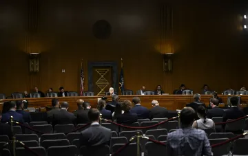 Заседание в зале Конгресса США, где обсуждаются новые антироссийские санкции в августе 2026 года