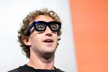 Mark Zuckerberg in Meta Muse Glimmer glasses showcasing the launch of cloud-free personal AI
