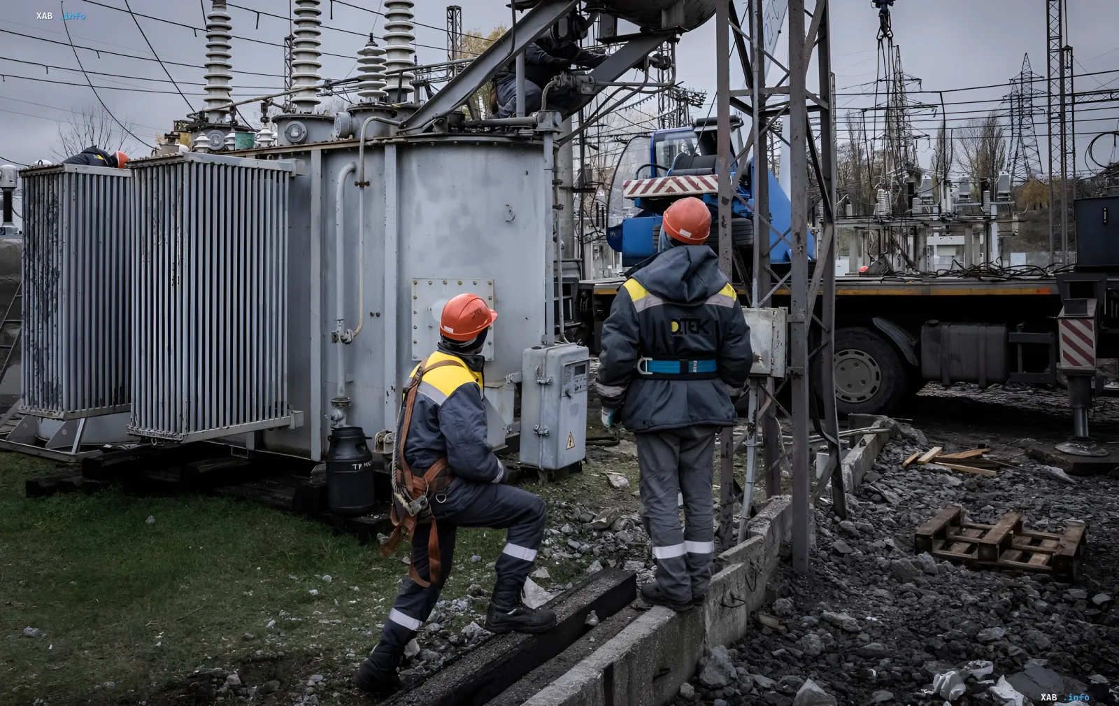 Специалисты ведут работы на энергообъекте в условиях угрозы для газотранспортной системы перед зимой 2026 года
