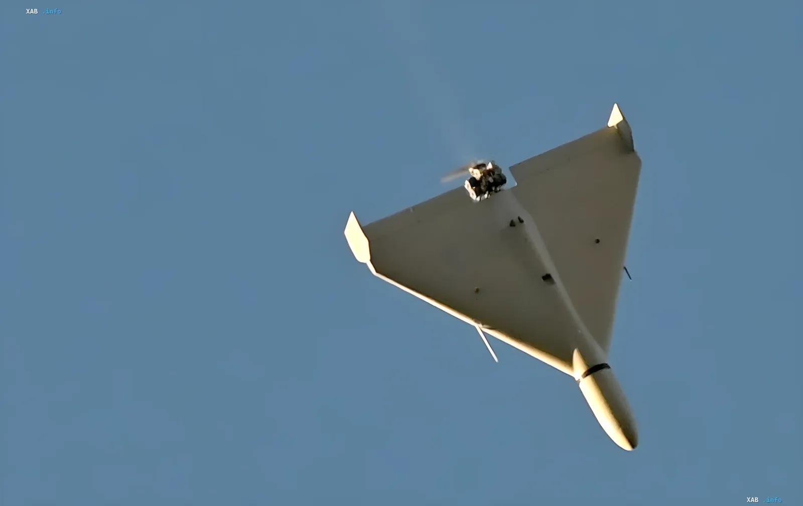 Shahed-136-Drohne im Flug: Schlüsselwaffe der neuen russischen Taktik gegen die Ukraine